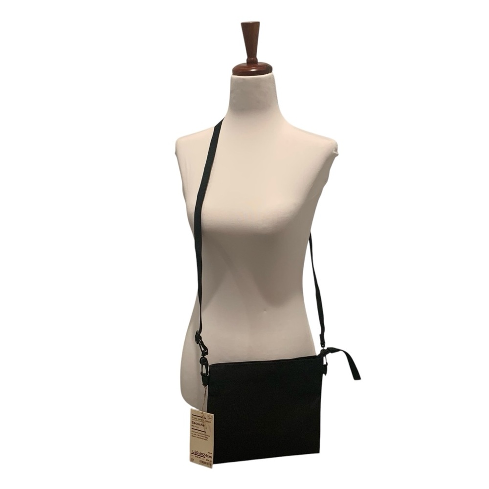 MUJI Black 2-Way Water Repellent Adjustable Sacoche Crossbody Bag, OS, NWT